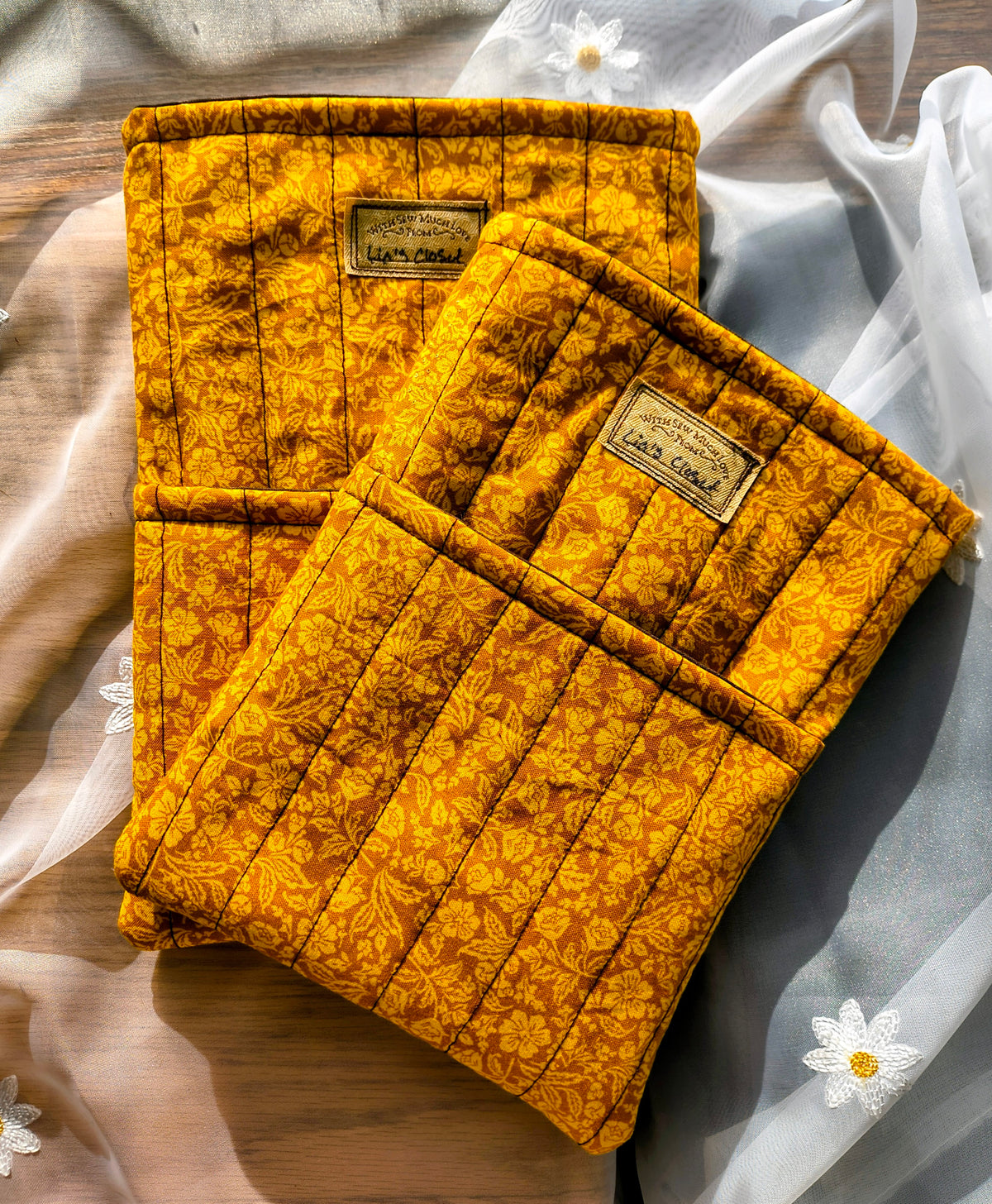 Autumn gold Book/Tablet Sleeve (L) (Limited Edition)