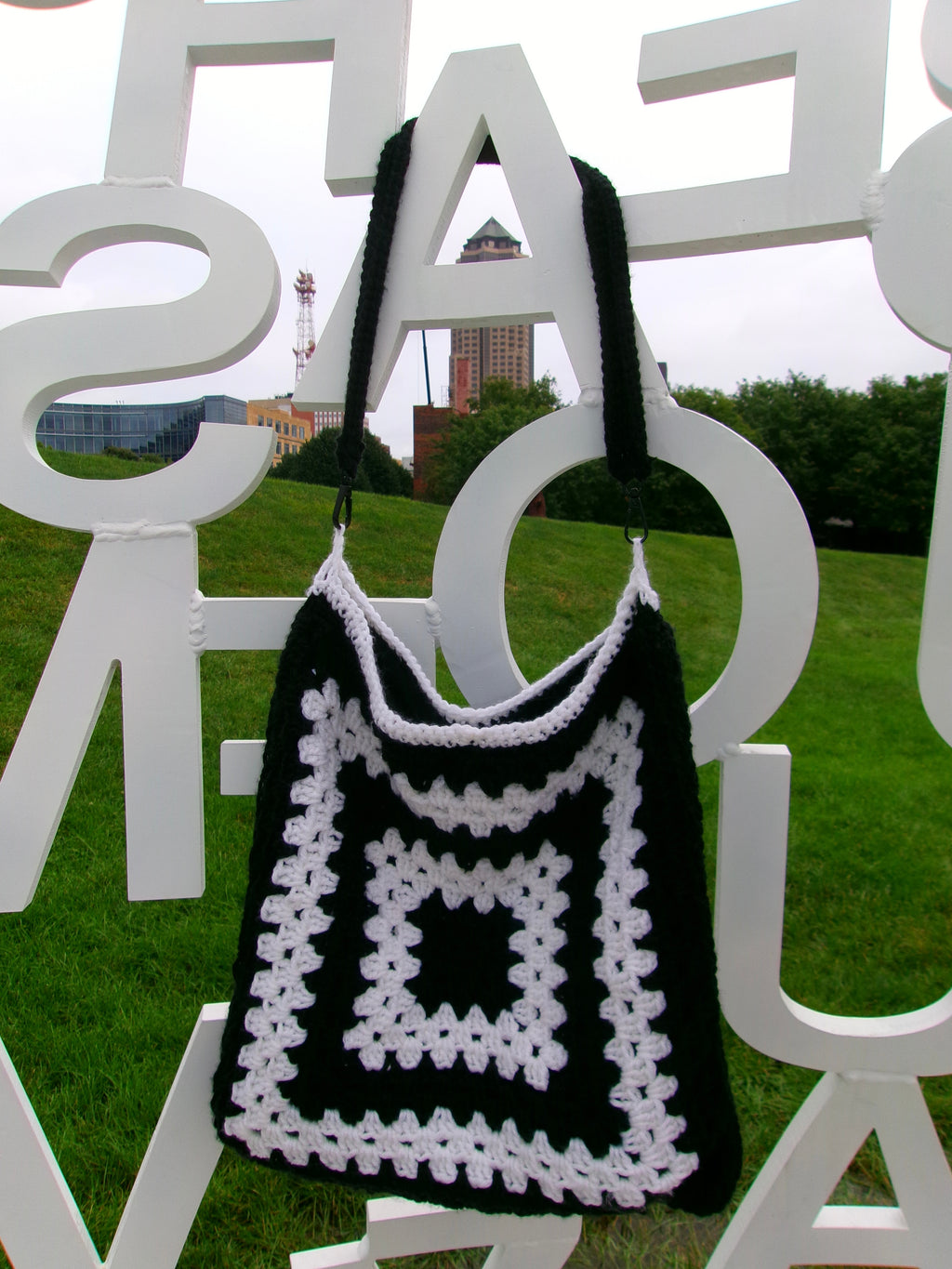Yin & Yang (XL Tote)