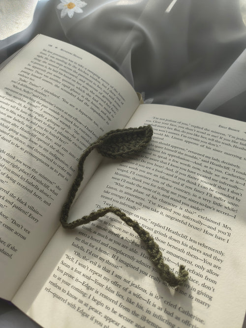 Dark green (Leaf Bookmark)